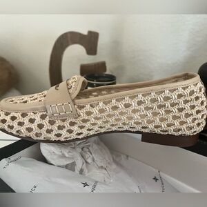 Tuckernuck loafers brand new with box